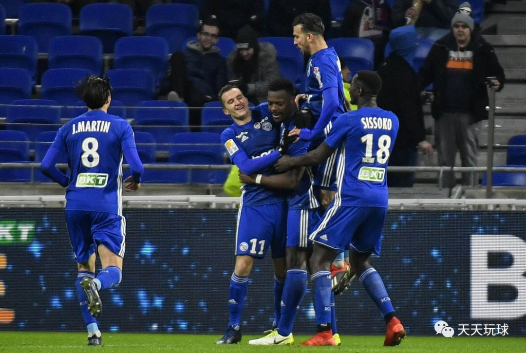  斯特拉斯堡续约功臣，队长留队至二零二六  